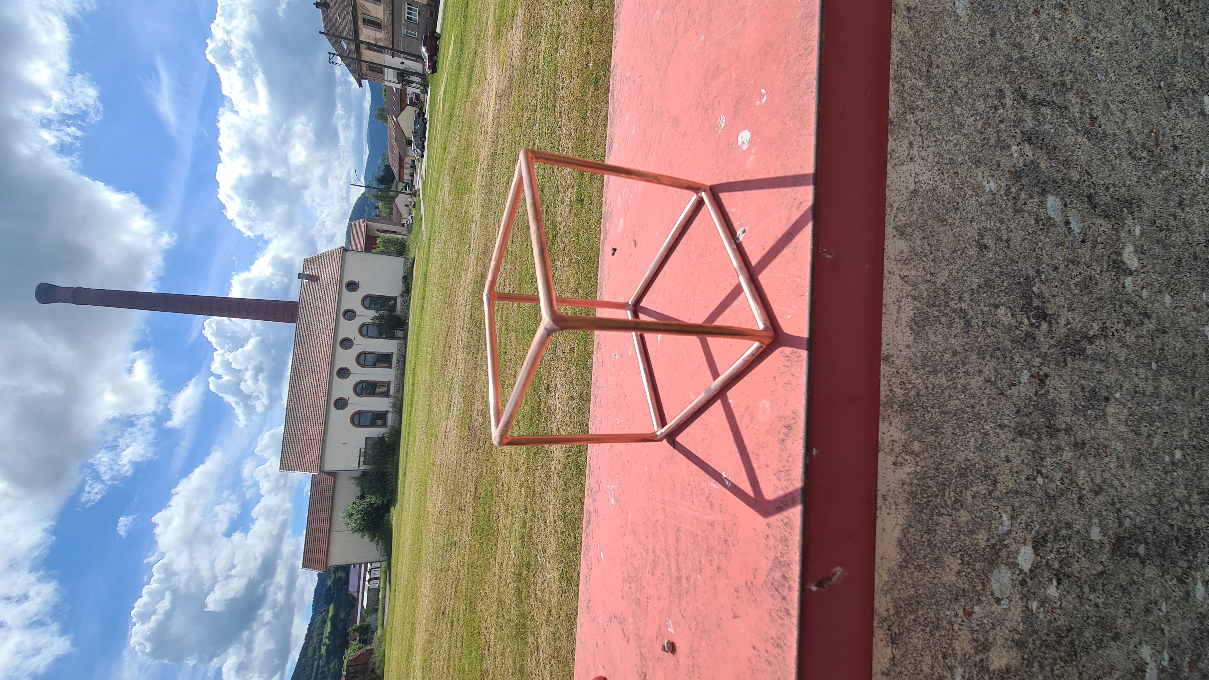Cube en cuivre � chakra racine